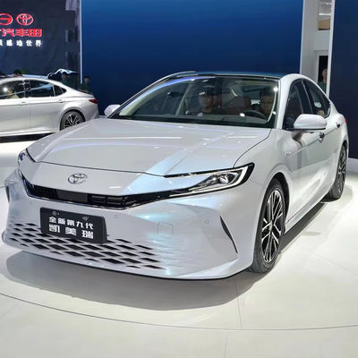 ราคาดี 2025 2.0L 4 ประตู 5 ที่นั่ง รถยนต์หรู Toyota เซดานเบนซิน รถยนต์มือสอง Toyota Camry 2023 2024 รถยนต์ไฮบริด ความเร็วสูงสุด 160 กม./ชม. ออนไลน์