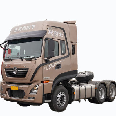 ราคาดี ความจุ 40 ตัน 2 เลขเปลี่ยนสลับ รถบรรทุกหนัก Dongfeng KL รถบรรทุกแทรกเตอร์ 465hp ออนไลน์