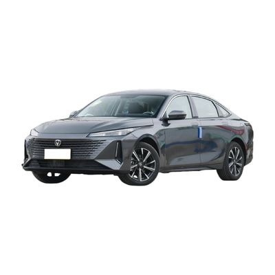 ราคาดี สัมผัสพลังงานของ Changan Yida's 2023 1.5T GDI DCT Flagship Sedan ลําดับสูง LED ไฟหน้าและแรงหมุนเครื่อง 260N.m ออนไลน์