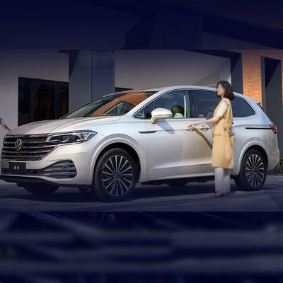 ราคาดี รถ Viloran MPV 330TSI รถเบนซิน 7 ที่นั่ง รถผู้ใหญ่ที่มีน้ําหนัก 2150kg และพลังงานสูงสุด 150-200PS ออนไลน์